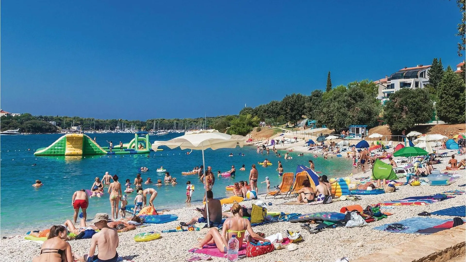 Awesome Apartment In Pula With Wifi 0*,